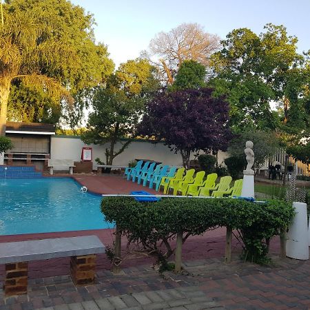Good 2 Go Guest House Benoni Dış mekan fotoğraf
